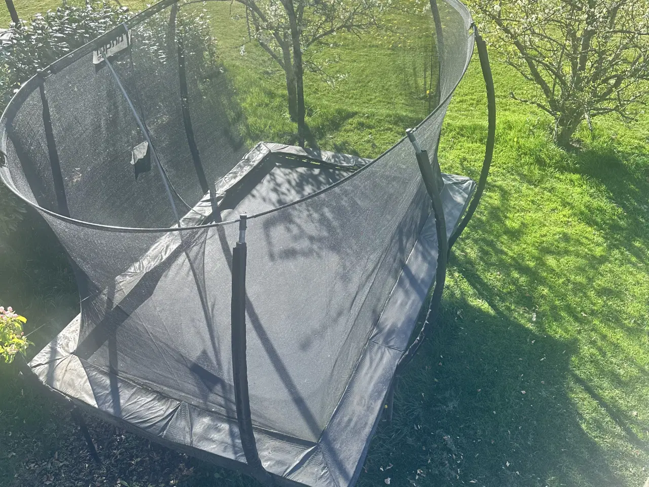 Billede 1 - Flot trampolin - med sikkerhedsnet