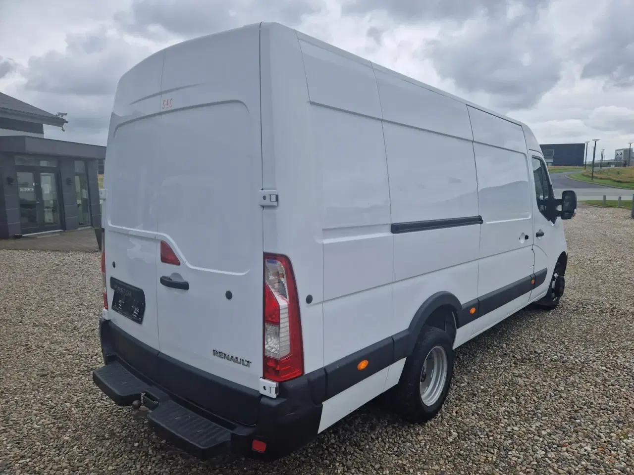 Billede 5 - Renault Master III T35 2,3 dCi 165 L3H2 Kassevogn RWD