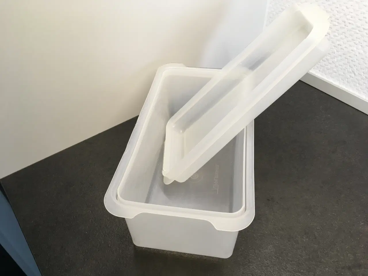 Billede 4 - Aflang beholder Tupperware