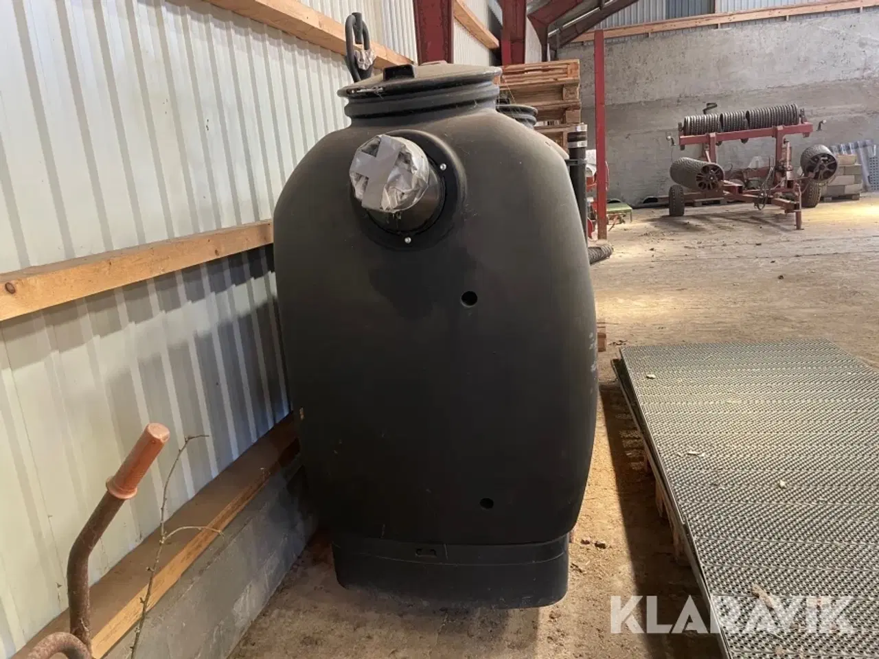 Billede 2 - Fedtudskiller Kessel 1900liters i plastik