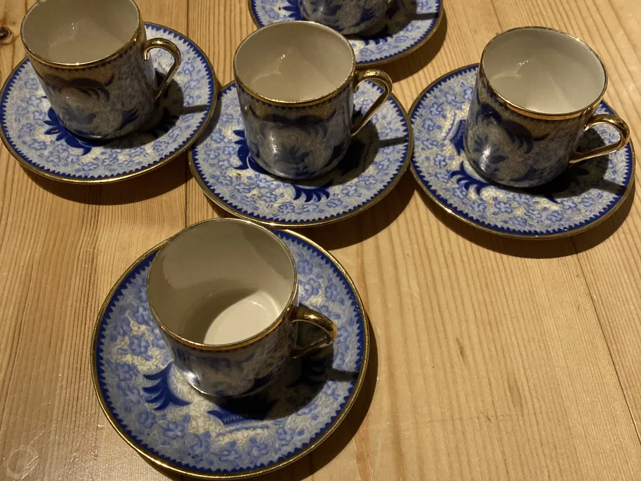 Billede 3 - Kaffekopper 5 stk med underkopper, Antik fra 1920.