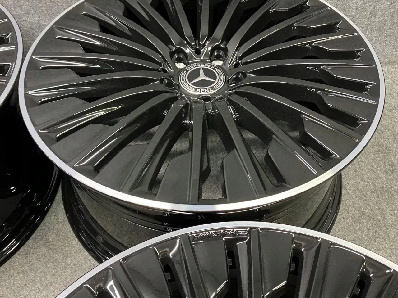 Billede 4 - ALUFÆLGE MERCEDES E KLASSE 214 AMG W214 20"