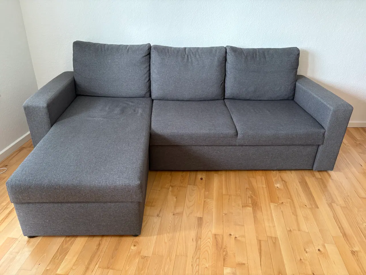 Billede 1 - Grå sovesofa med chaiselong (Jysk)