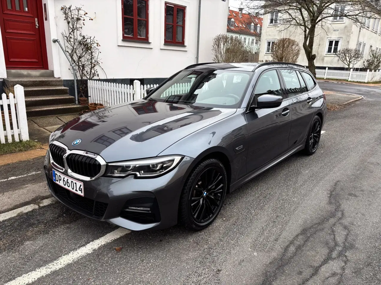 Billede 1 - BMW 330e 2,0 Touring M-Sport aut.