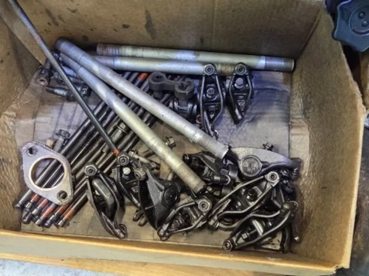 Billede 5 - Iveco F4DE0684A Motor