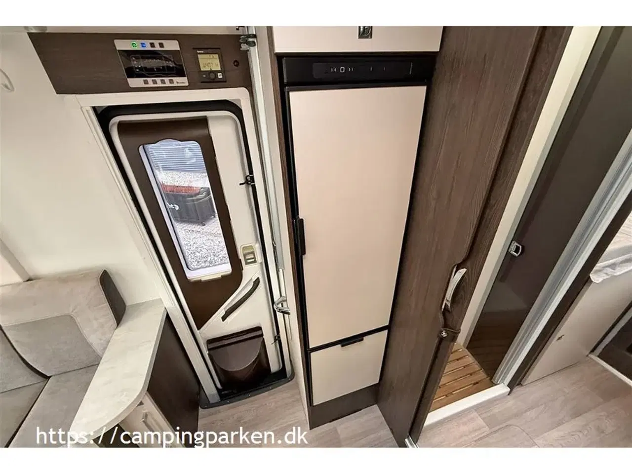 Billede 10 - 2021 - Benimar   Super fin camper til 5 personer