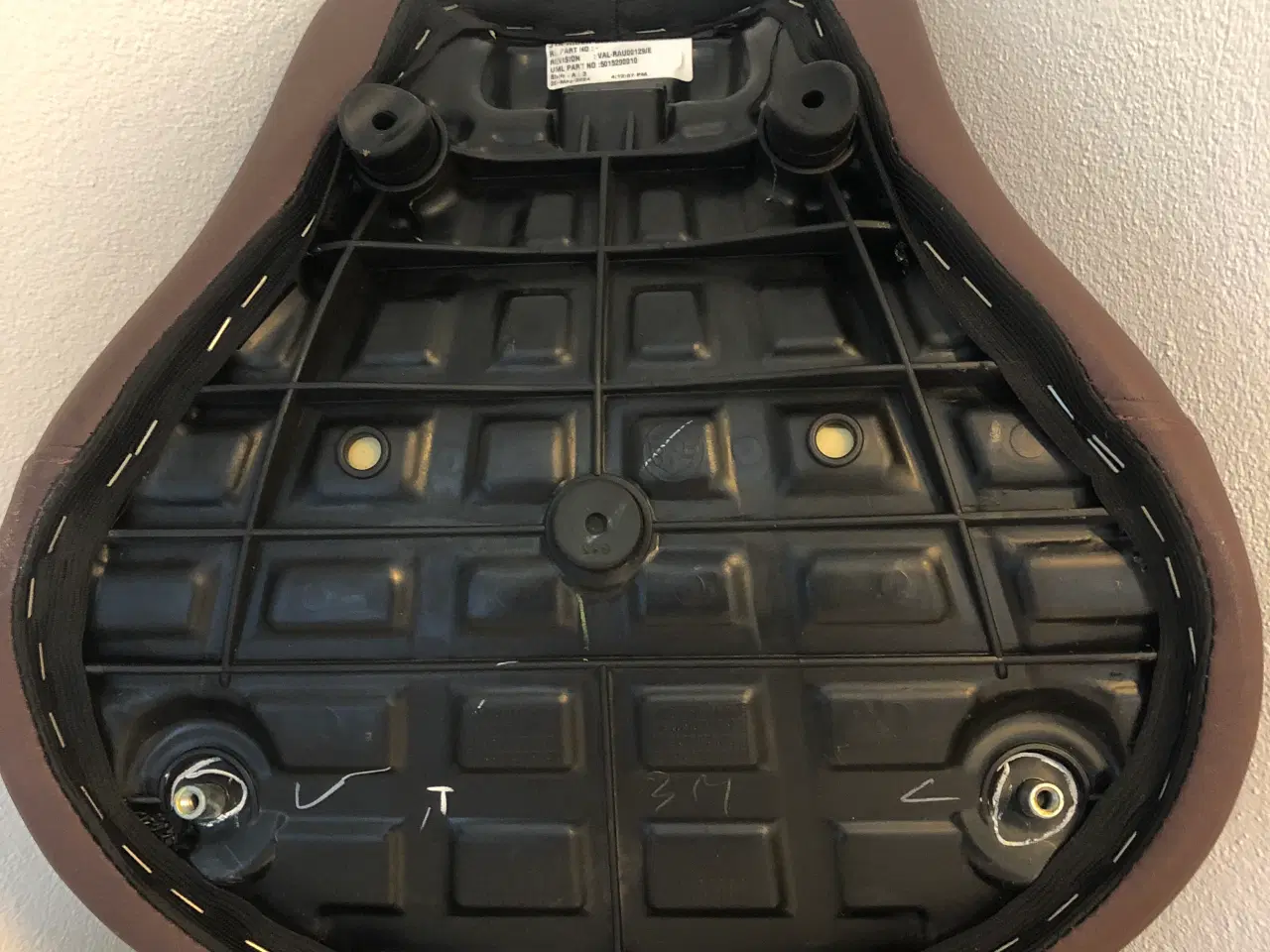 Billede 4 - Motorcykel Forsæde som nyt