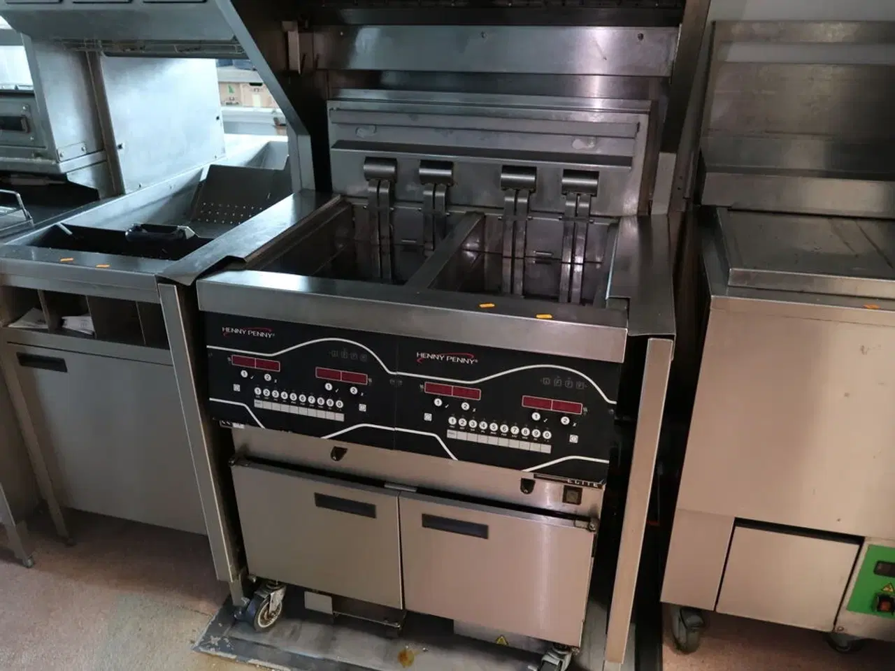 Billede 1 - Dobbelt friture HENNY PENNY EEE-142 FFXX ST