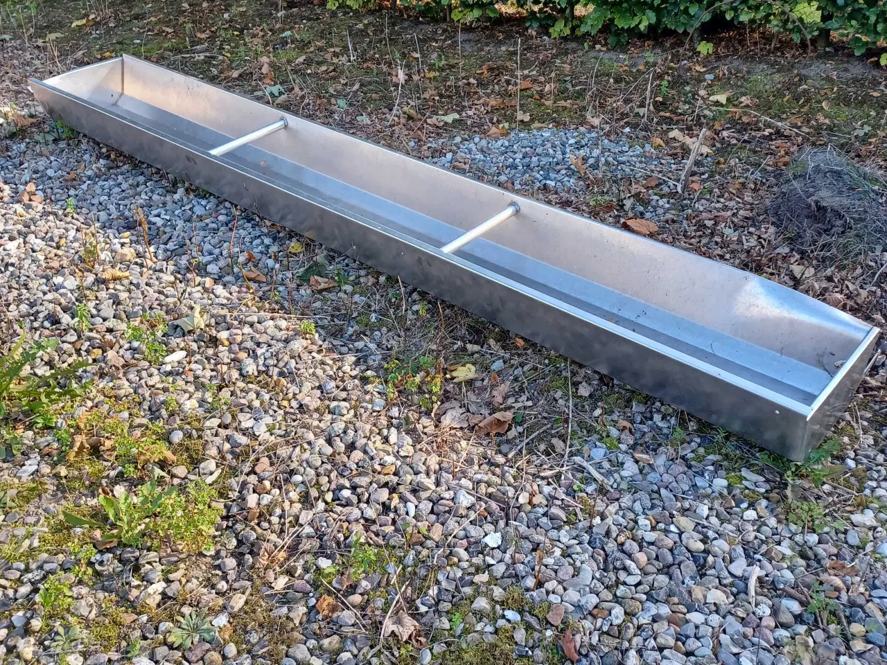 Billede 1 - Fodertrug