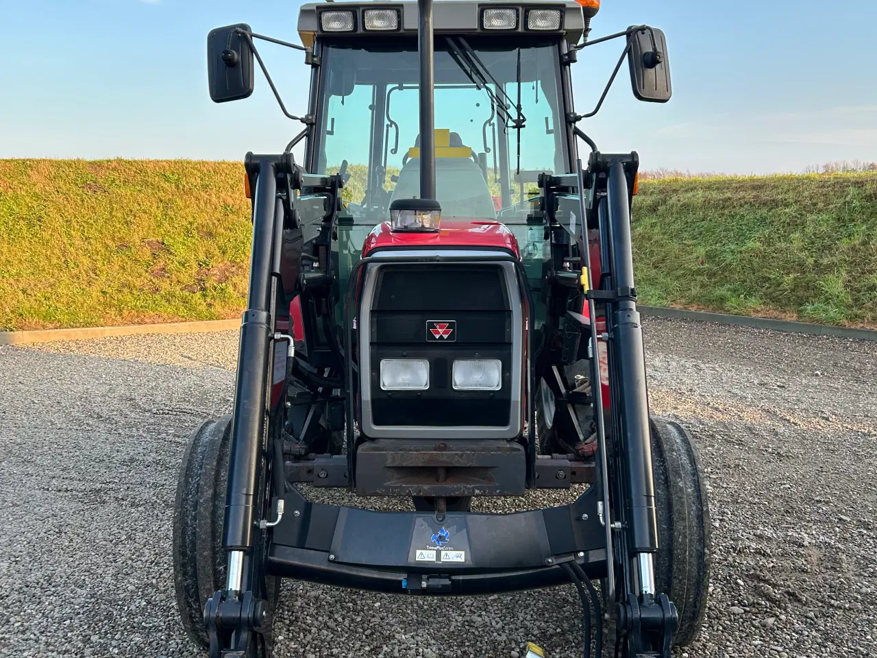 Billede 2 - MASSEY FERGUSON 6130 MED FRONTLÆSSER 