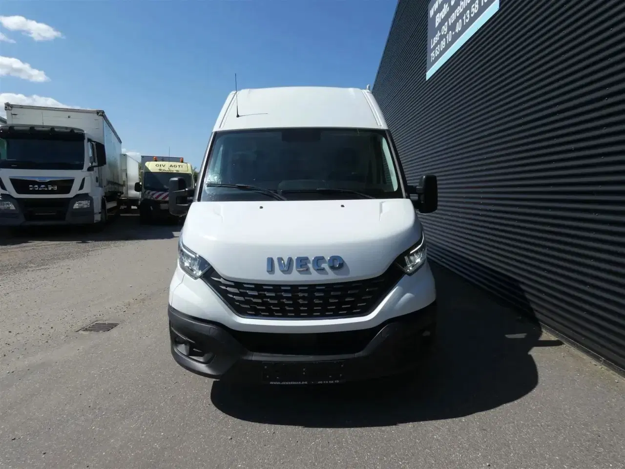 Billede 2 - Iveco Daily 35C18 12m3 3,0 D Hi-Matic 180HK Van 8g Aut.