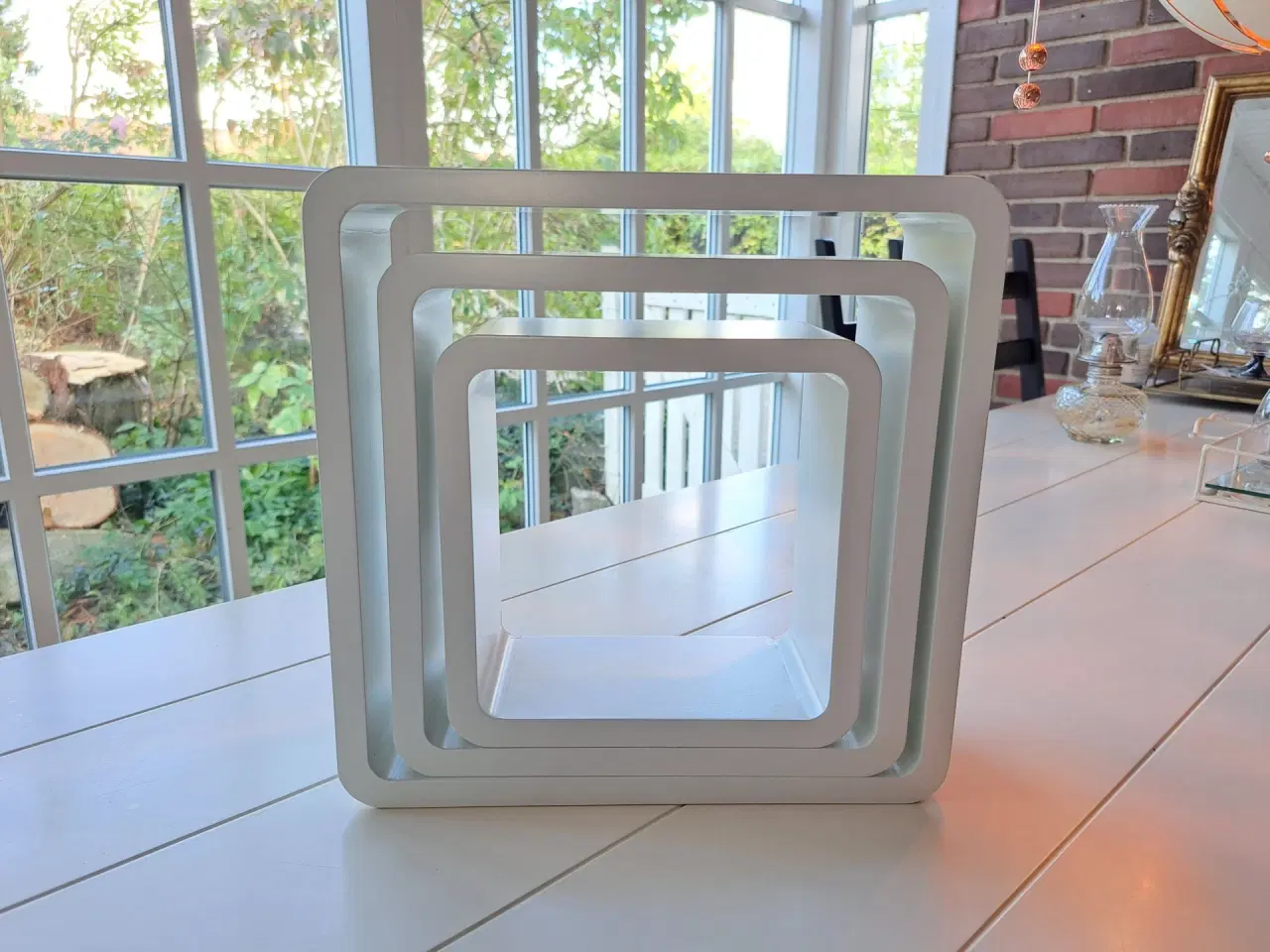 Billede 2 - Væghylder. 3 stk. kubeformet hylder - Hvid