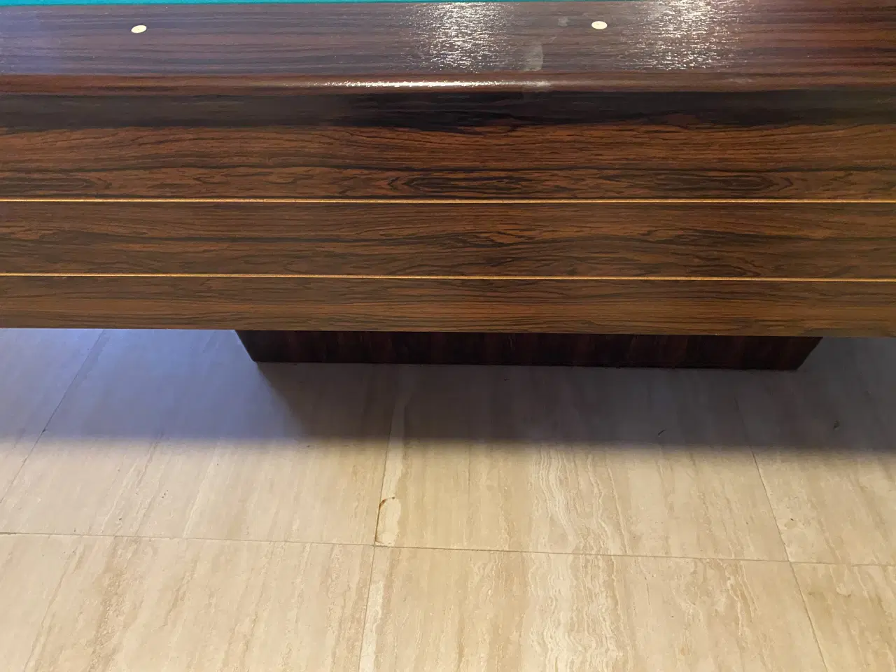 Billede 4 - Billardbord  med udstyr - velholdt