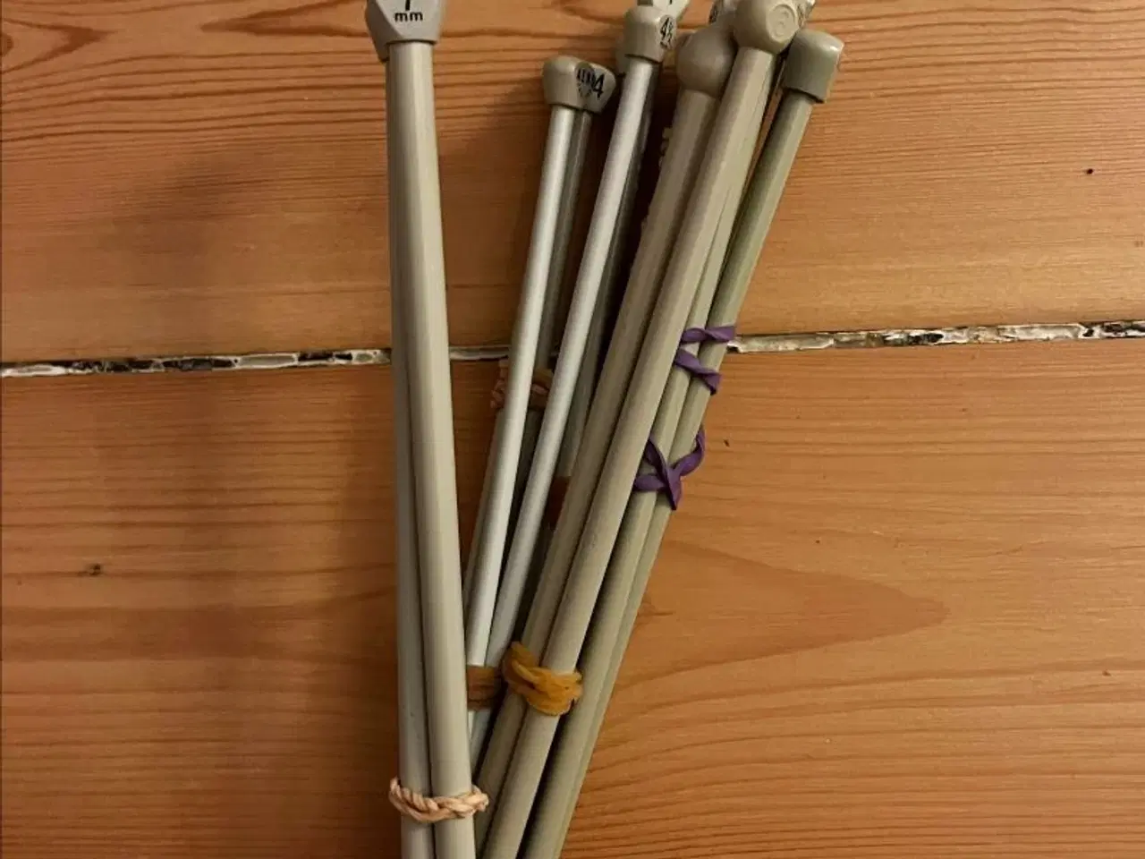 Billede 2 - Serie med 10 par strikkepinde