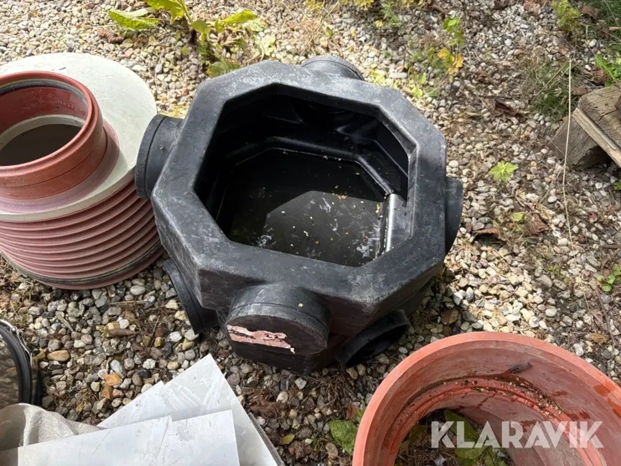 Billede 9 - Assorteret kloak og brønd lot