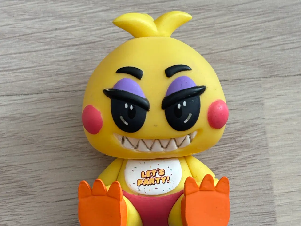 Billede 1 - Five Nights at Freddy’s Chica figur – gul