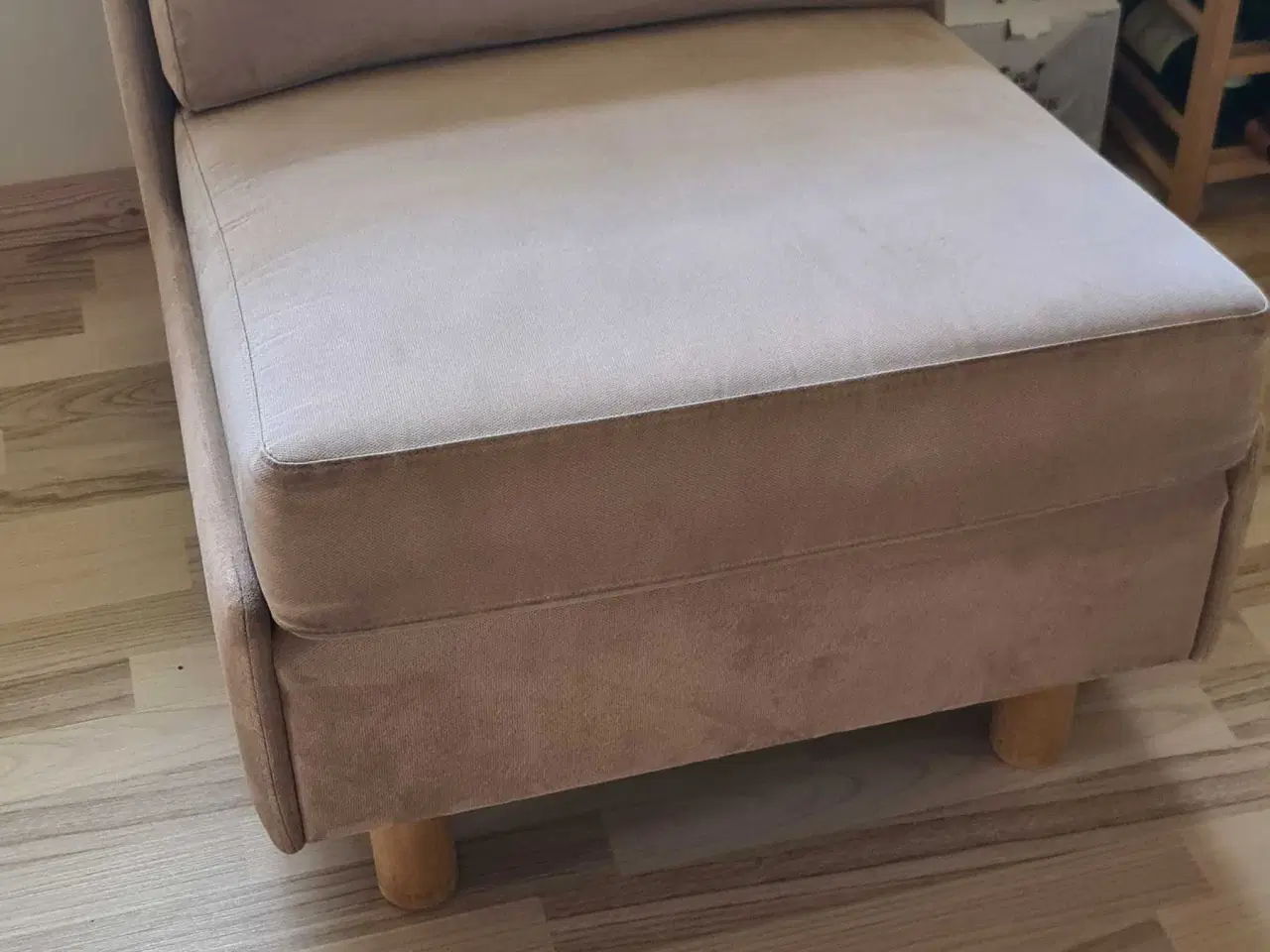 Billede 2 - Stor rummelig hjørnesofa