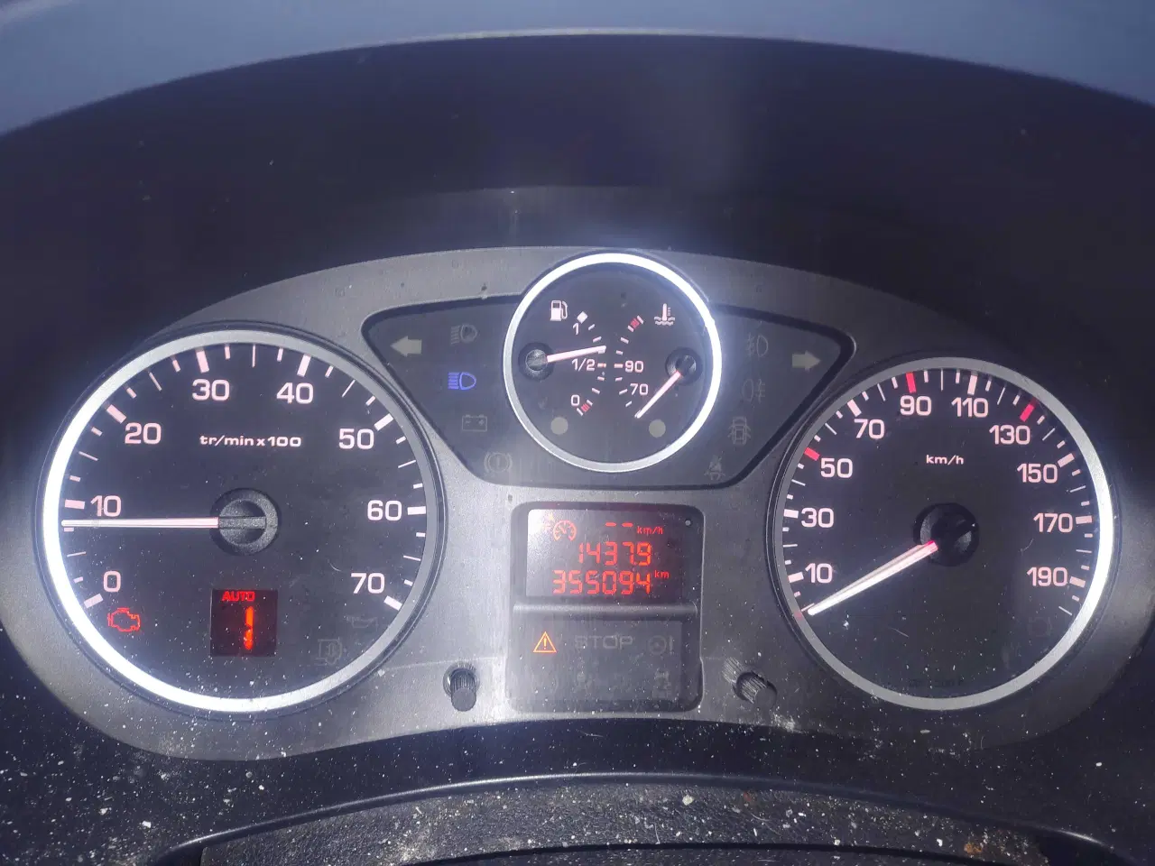 Billede 9 - Peugeot Partner med automatgear og masser syn i nu