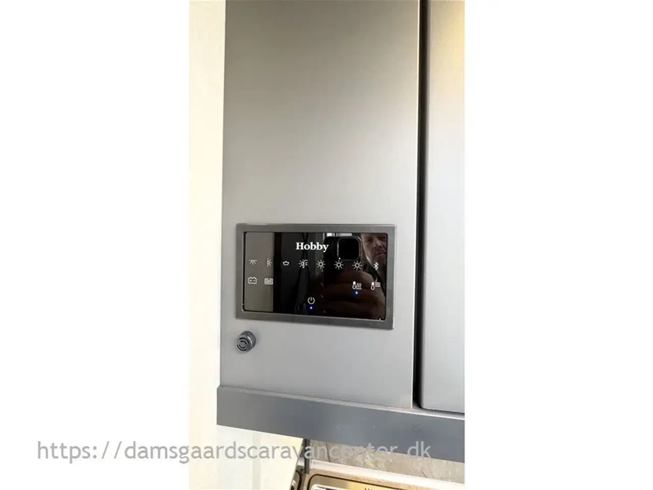 Billede 16 - 2024 - Hobby De Luxe 460 SFf   Queensbed-Gulvtemp.-Mover-Telt
