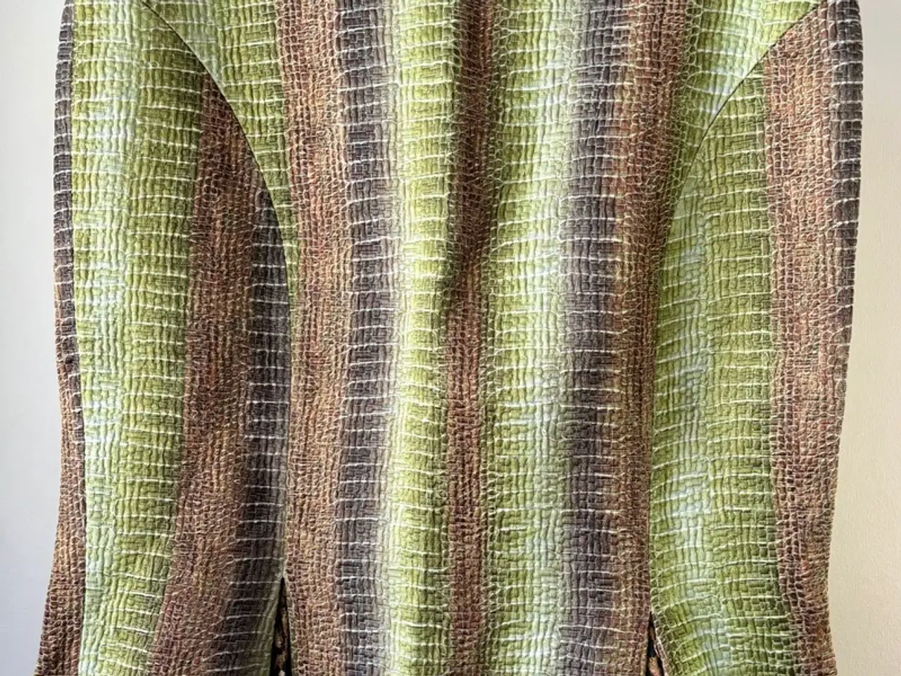 Billede 1 - Eva & Claudi, nederdel, str 44