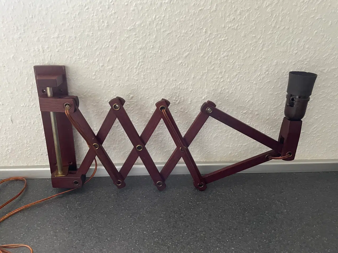 Billede 1 - Saxelampe - teak 