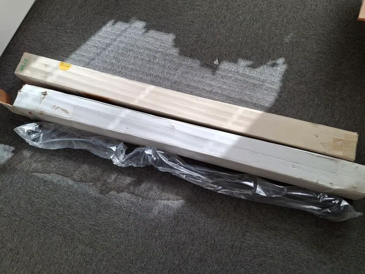 Billede 2 - 2stk Tyholt sort håndklædetørre STRØMBERG