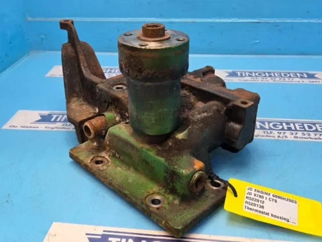 Billede 16 - John Deere 6090HZ003 Termostat Hus R522012