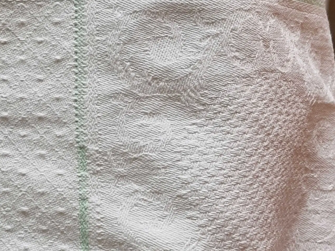 Billede 5 - Broderet dug Vintage 