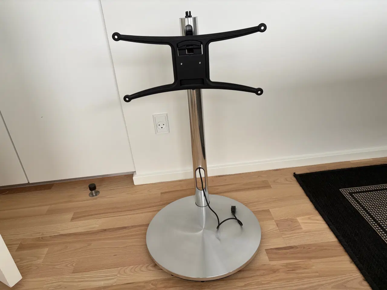 Billede 1 - BeoVision 10 MotorStand