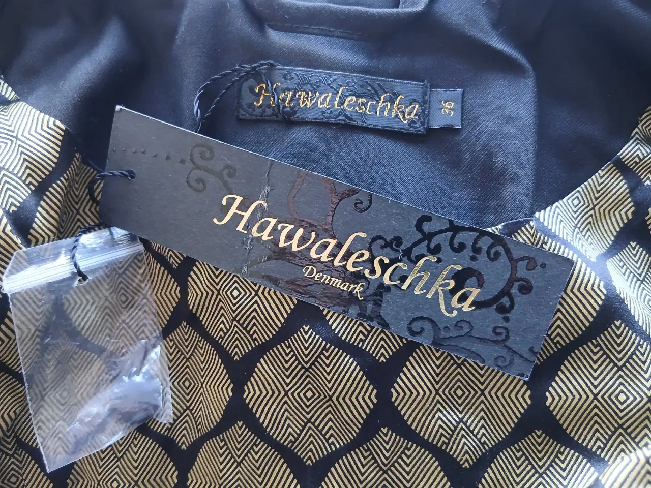 Billede 8 - Jakke. Hawaleschka. Small/36