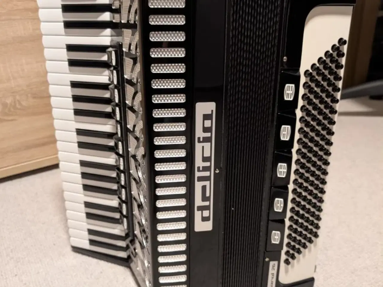 Billede 1 - Delicia Choral 26 tangent harmonika