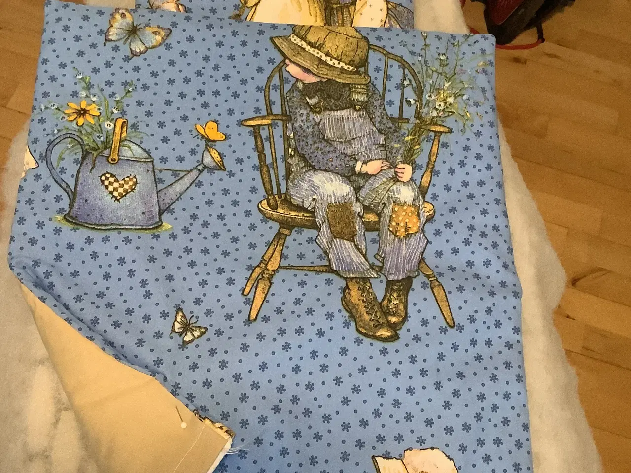 Billede 1 - Dyne og pude sæt til dukkeseng og dukkevogn