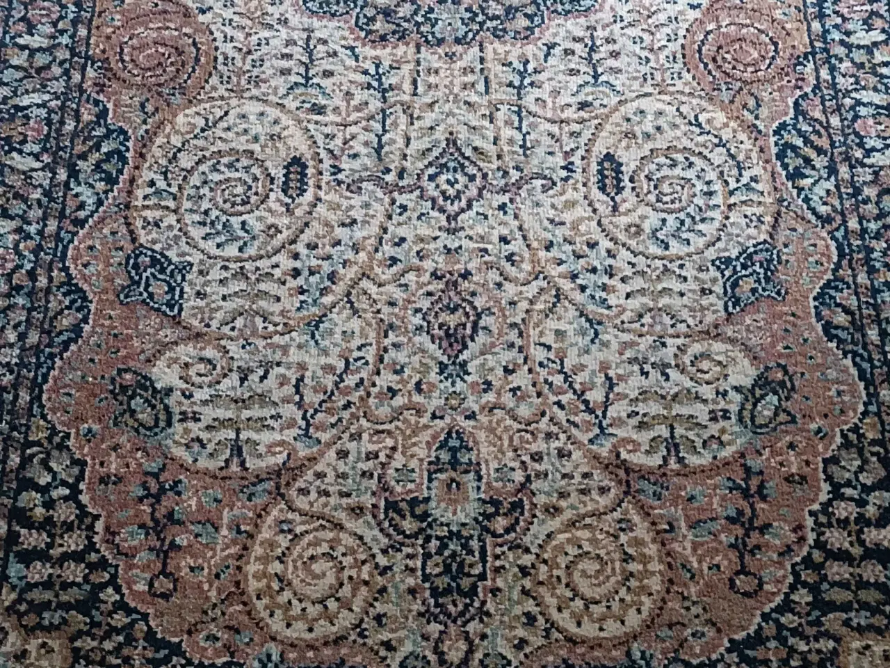 Billede 4 - ❌Flot Løber Tæppe, Uld material❌