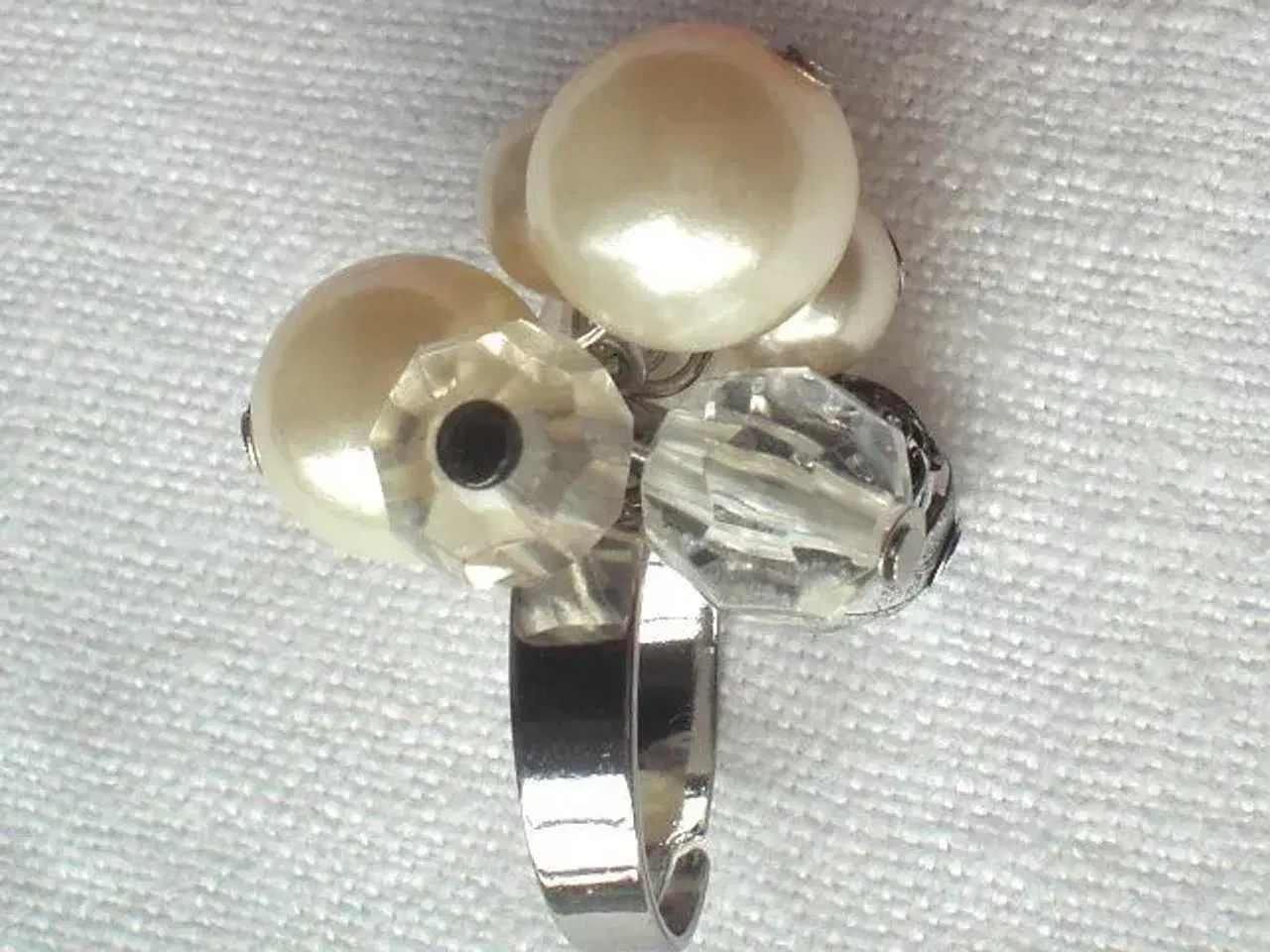 Billede 5 - ring med perler