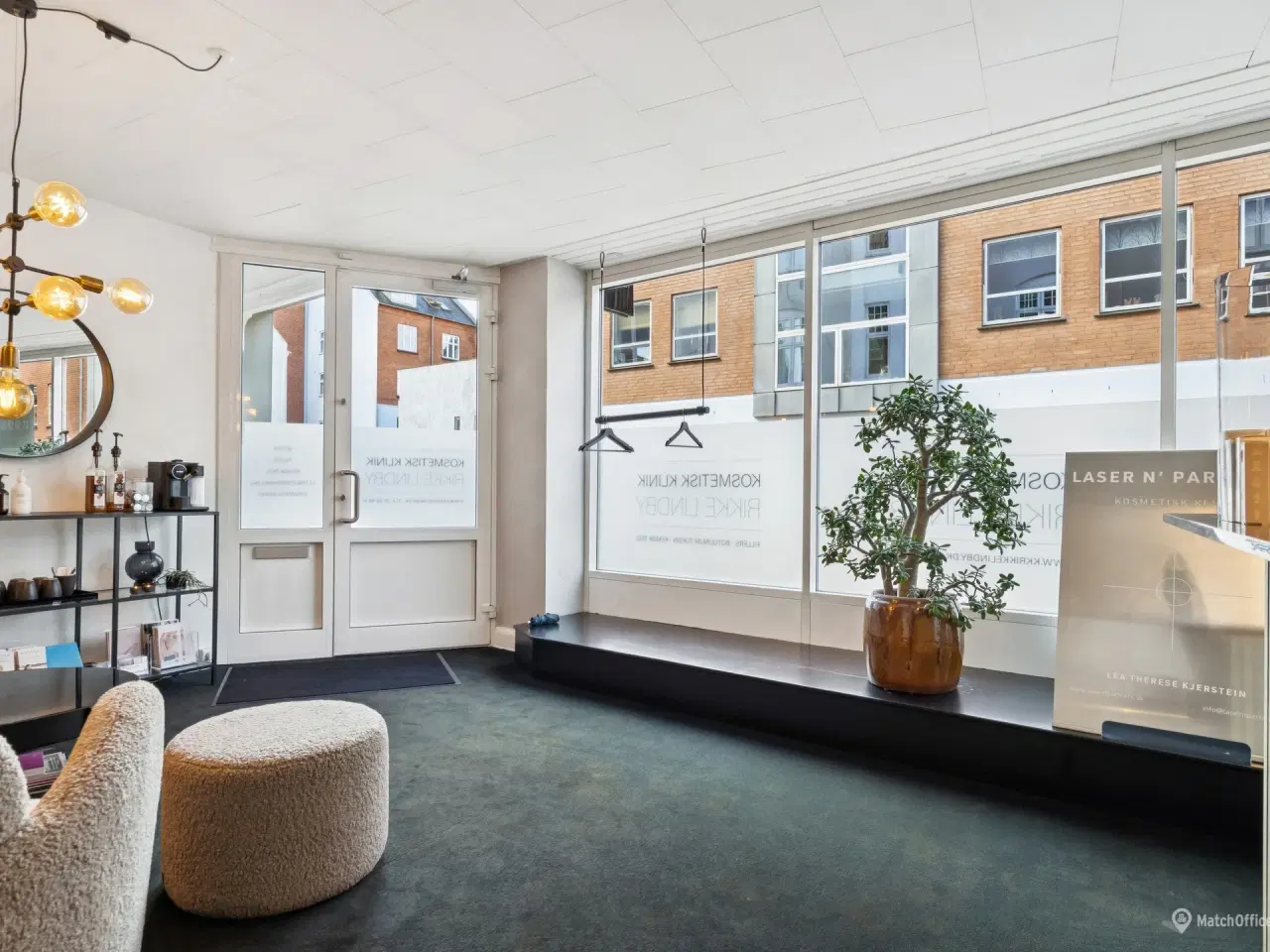 Billede 4 - Butik/klinik/kontor med store facadevinduer