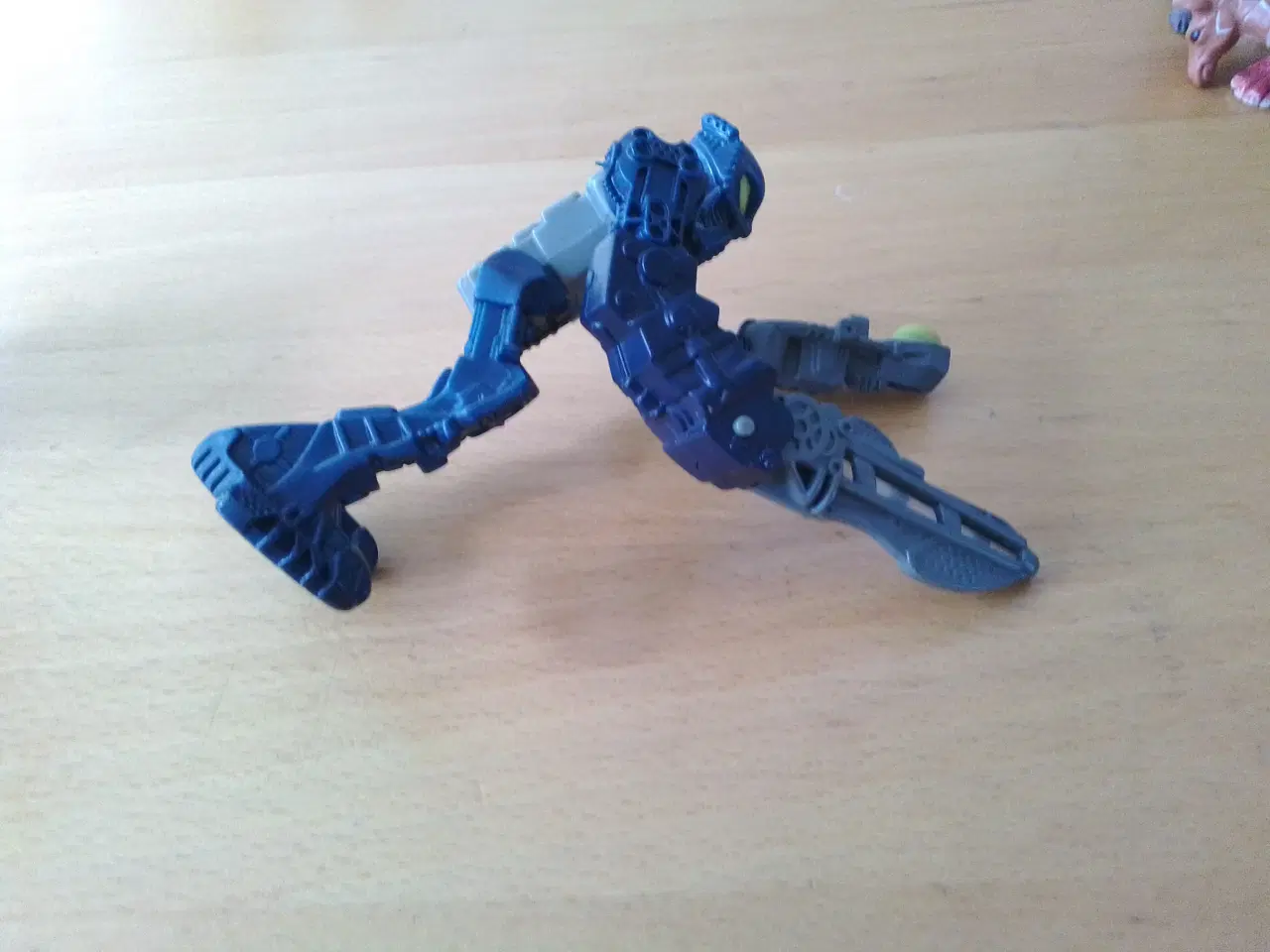 Billede 2 - Bionicles figurer