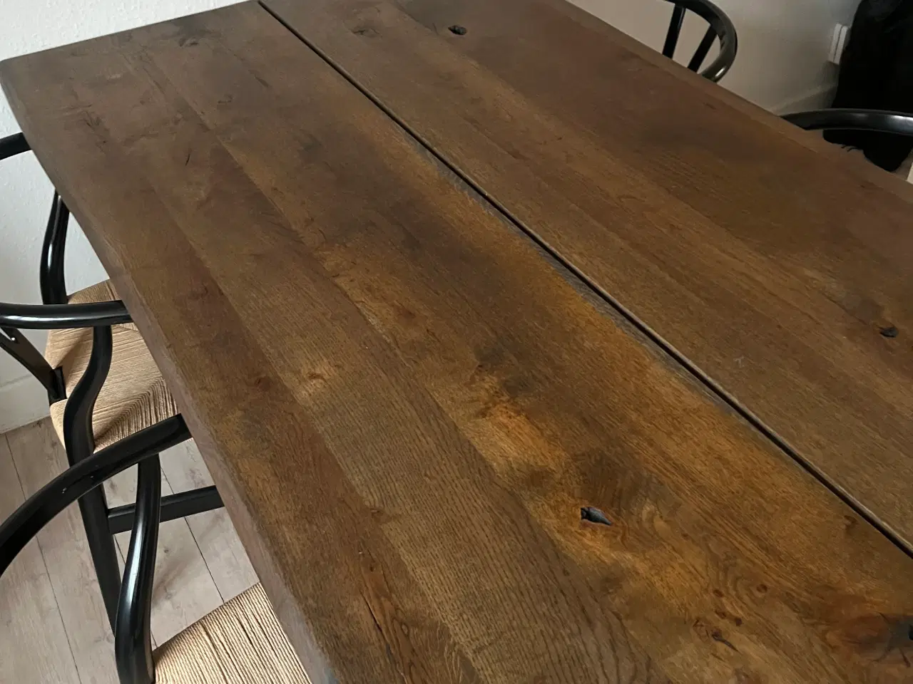 Billede 2 - Spisebord i træ