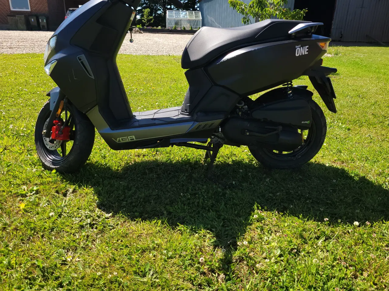 Billede 3 - Velkørende nyere 30 scooter 4T