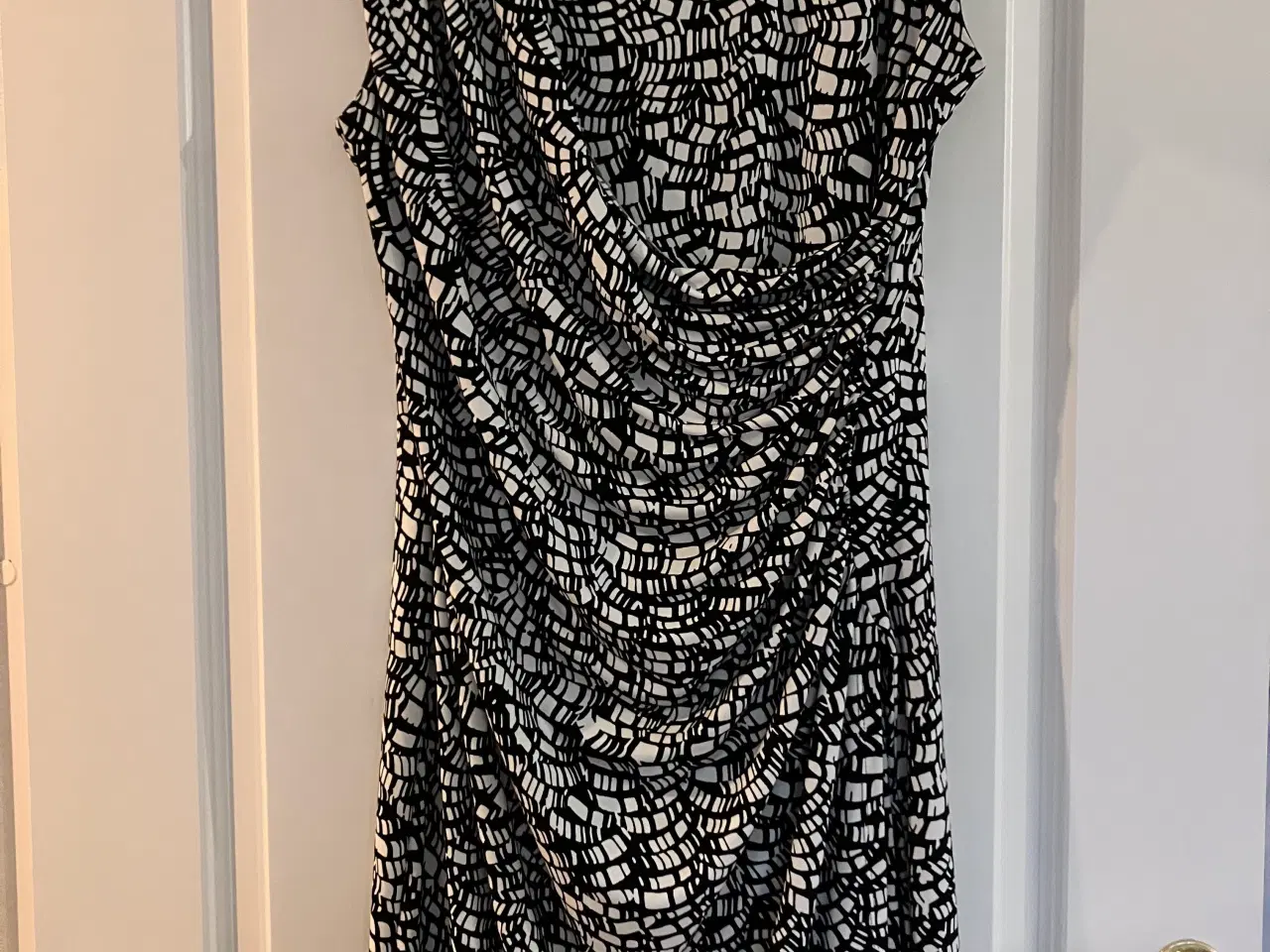 Billede 1 - Promiss etui kjole