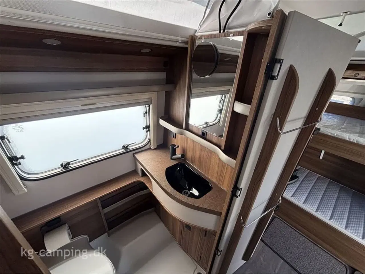 Billede 10 - 2023 - Eriba Touring 560   Ikonisk retrodesign møder moderne komfort