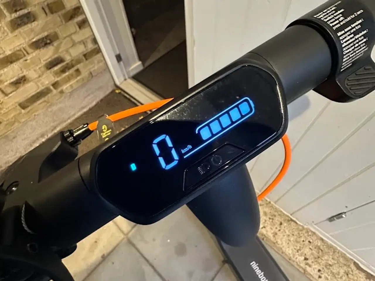 Billede 4 - Ninebot by Segway KickScooter E2 PRO