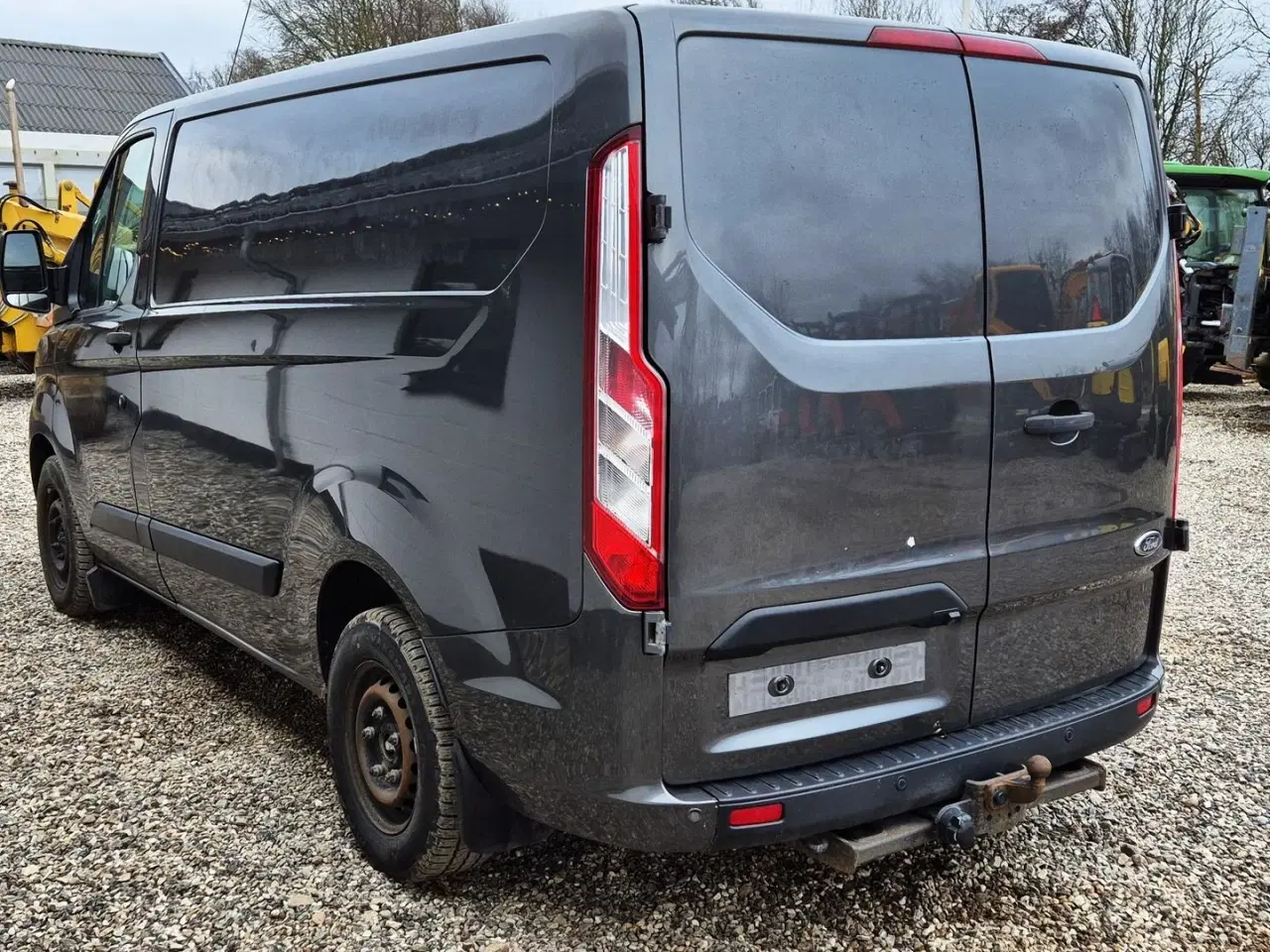 Billede 4 - Ford Transit Custom / nysynet og nyserviceret / træk / 2.0 TDCI 130 hestekræfter