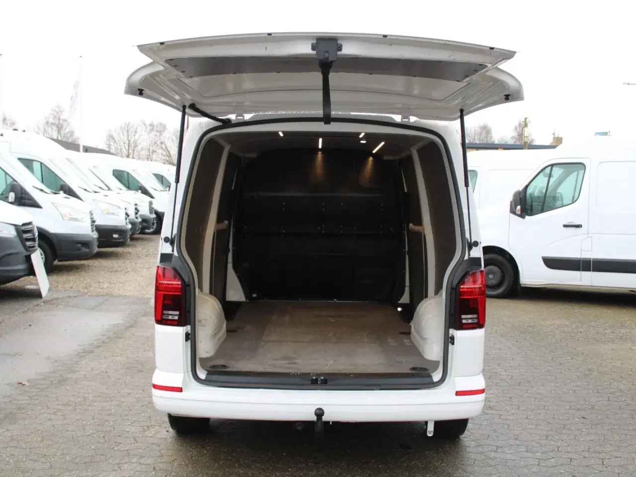 Billede 11 - VW Transporter 2,0 TDi 150 Kassevogn DSG 4Motion lang