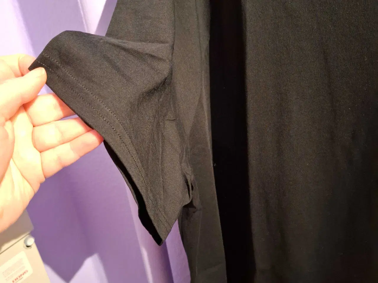 Billede 4 - Lækker t-shirt i Bomuld