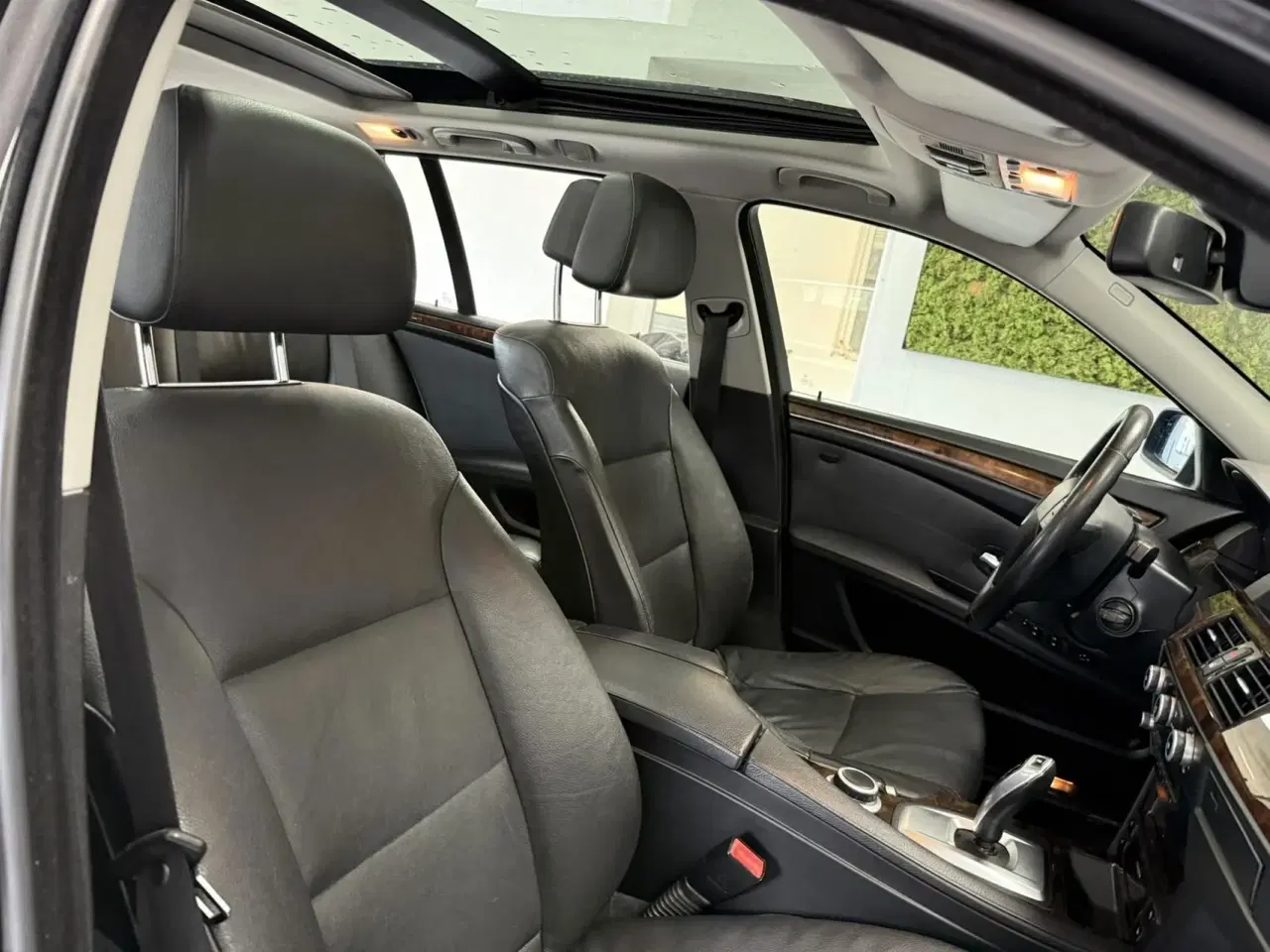 Billede 10 - BMW 525i 3,0 218HK 6g Aut.
