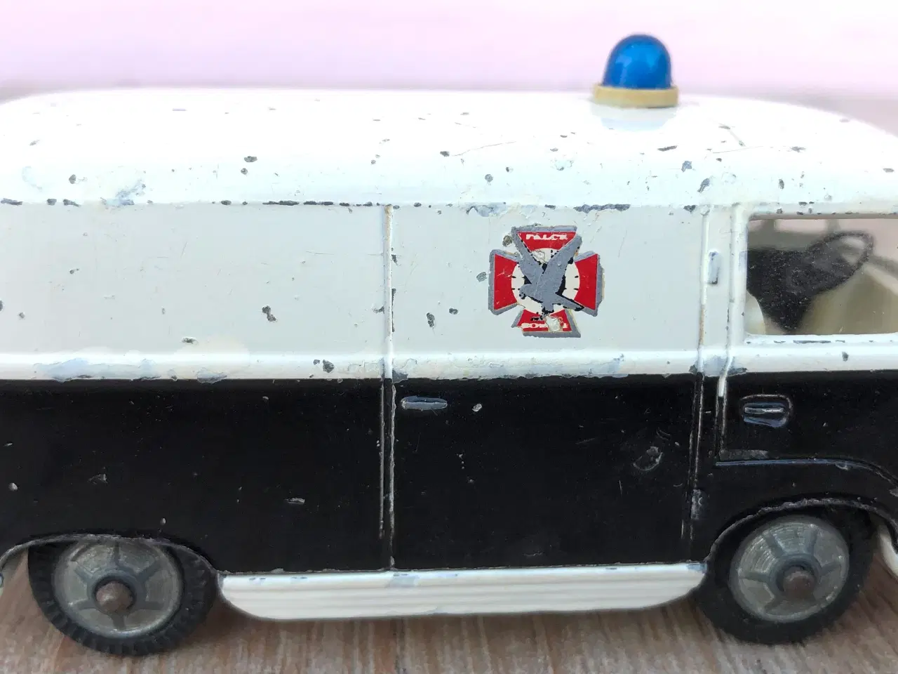 Billede 2 - TEKNO...TAUNUS TRANSIT FALCK AMBULANCE