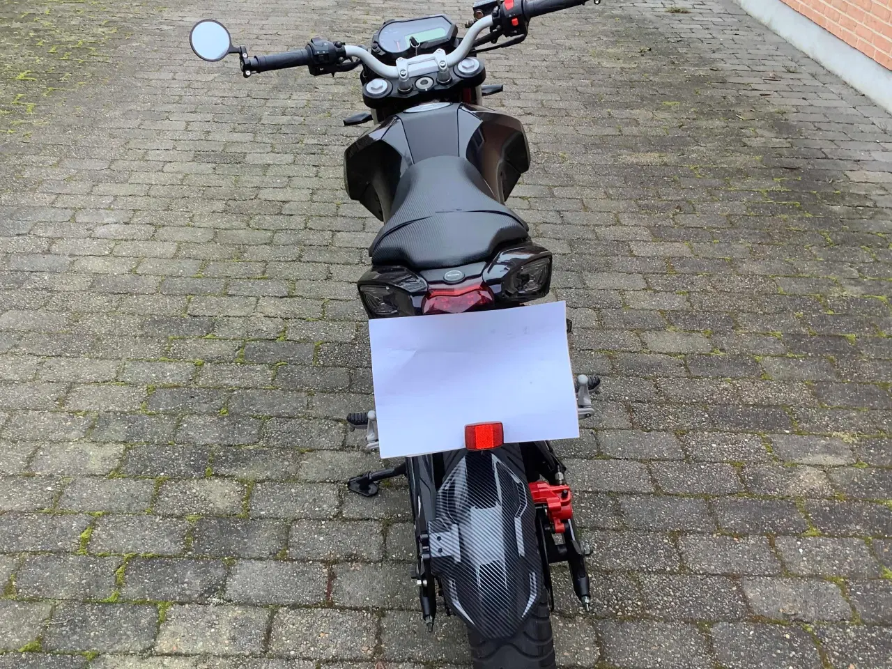 Billede 6 - Benelli TNT 125 velholdt maskine med lavt kilomete