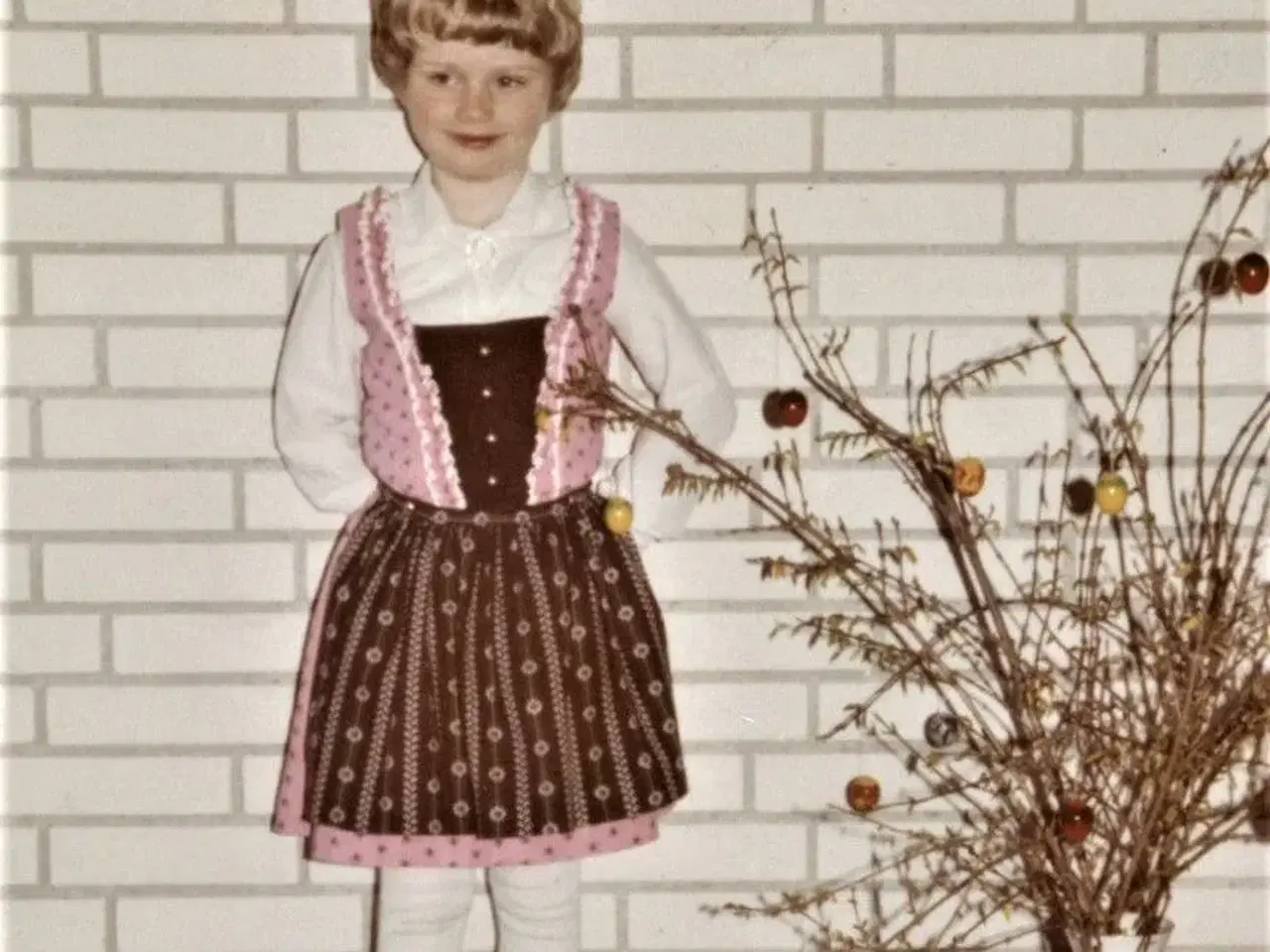 Billede 1 - Original dirndl kjole fra Østrig, str. 4 - 5 år