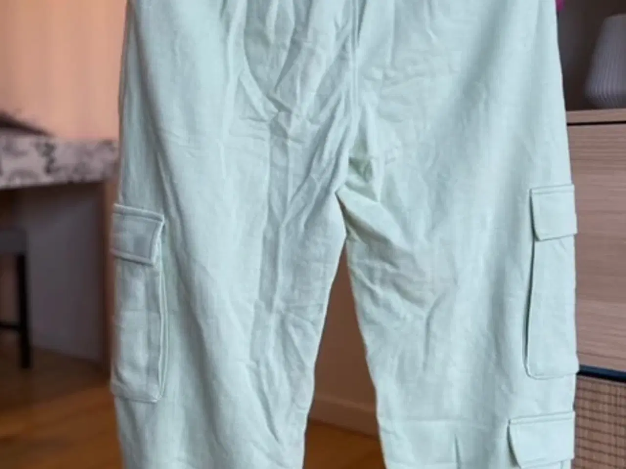 Billede 5 - Bershka bukser - helt nye