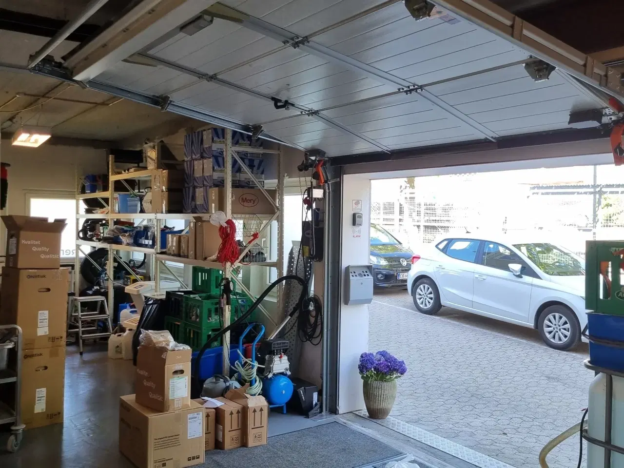 Billede 2 - Lager med kontor